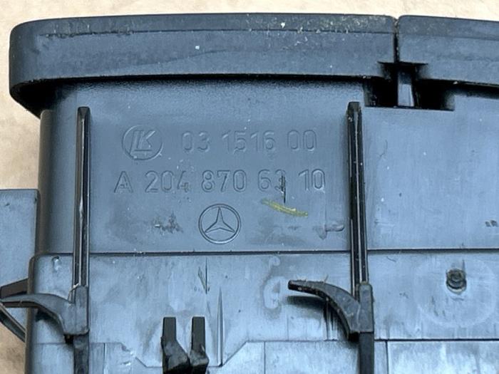 Przelacznik centralnego zamka Mercedes C-Klasse