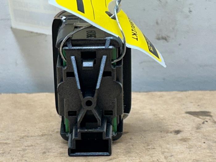 Przelacznik elektrycznej szyby Mercedes C-Klasse