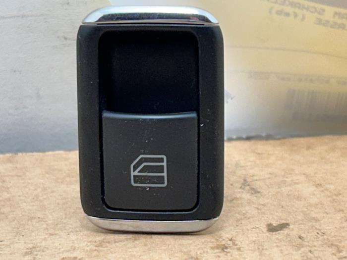 Przelacznik elektrycznej szyby Mercedes C-Klasse