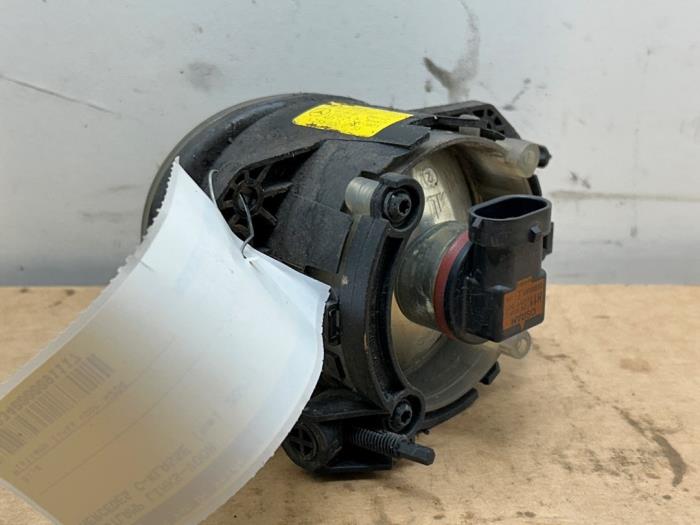 Swiatlo przeciwmgielne lewy przód Mercedes C-Klasse