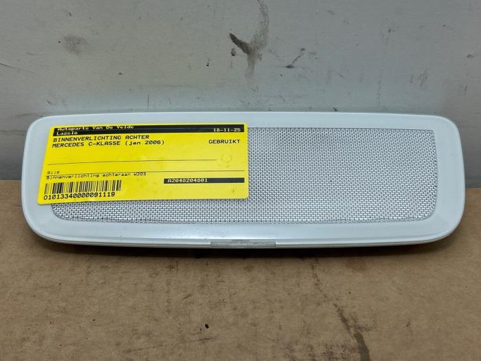 Oswietlenie wewnetrzne tyl Mercedes C-Klasse