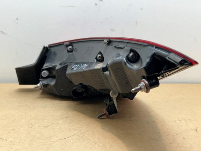 Tylne swiatlo pozycyjne prawe Mercedes CLA