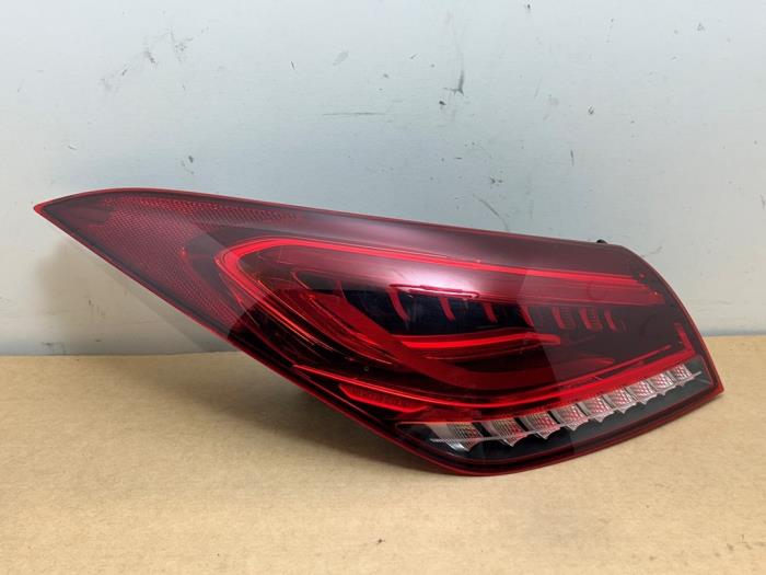 Tylne swiatlo pozycyjne prawe Mercedes CLA