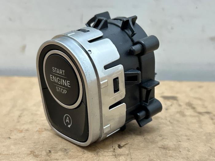 Stacyjka + sterownik Mercedes CLA