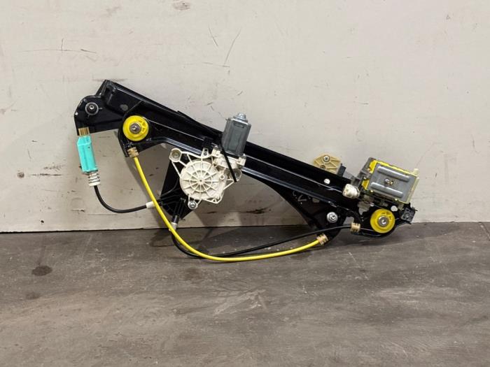 Mécanique vitre 4portes avant droite Mercedes CLA