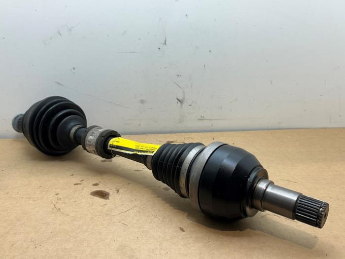 Aandrijfas links-voor Mercedes CLA