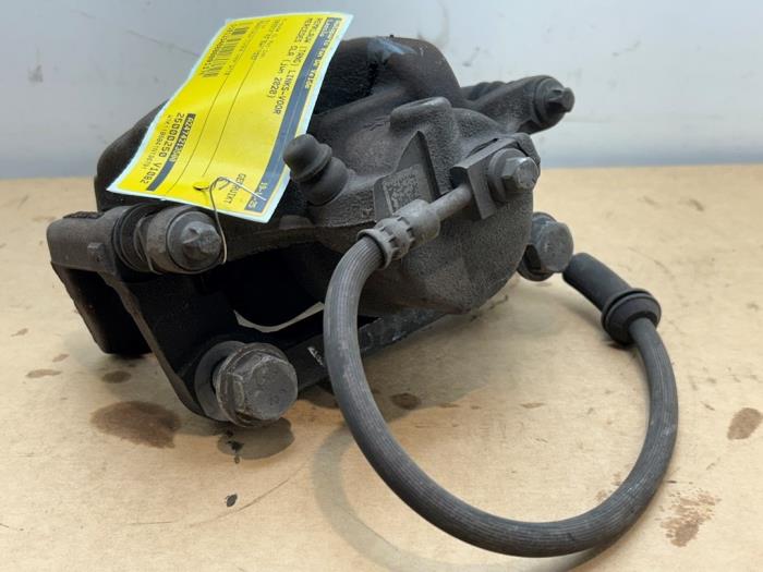 Front brake calliper, left Mercedes CLA