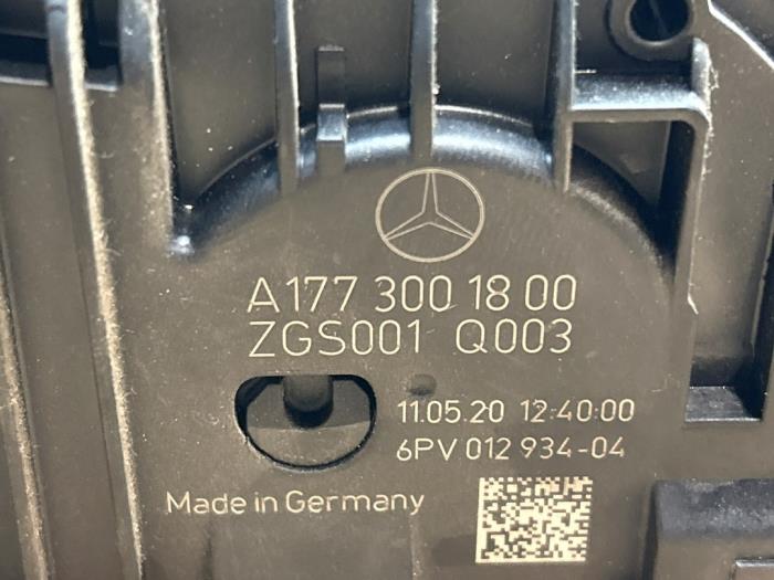 Pedal gazu Mercedes CLA