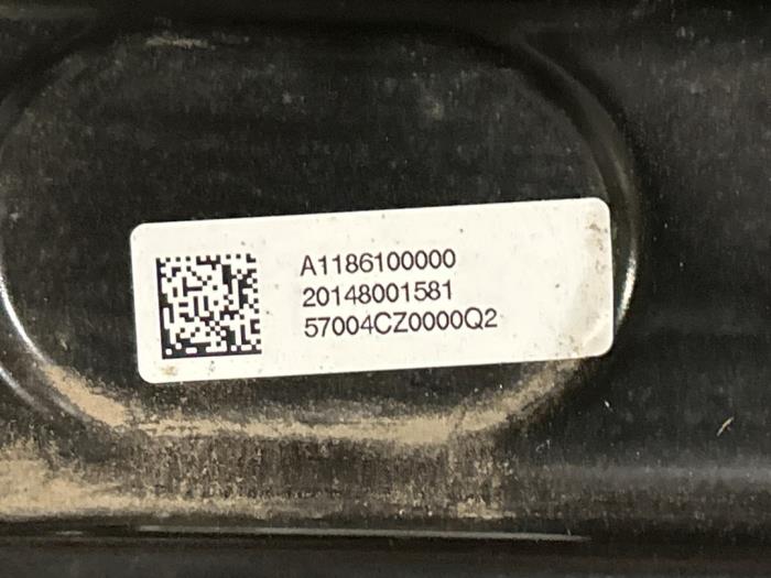 Barre châssis arrière Mercedes CLA