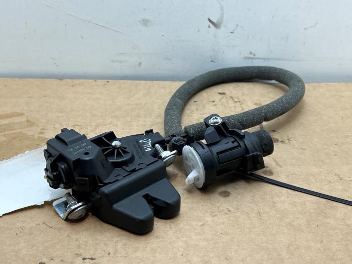 Schließmechanik Heckklappe Mercedes C-Klasse
