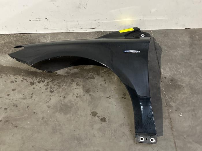 Aile avant gauche Mercedes B-Klasse