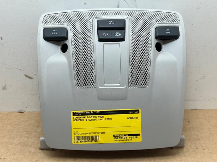 Oswietlenie wewnetrzne przód Mercedes B-Klasse