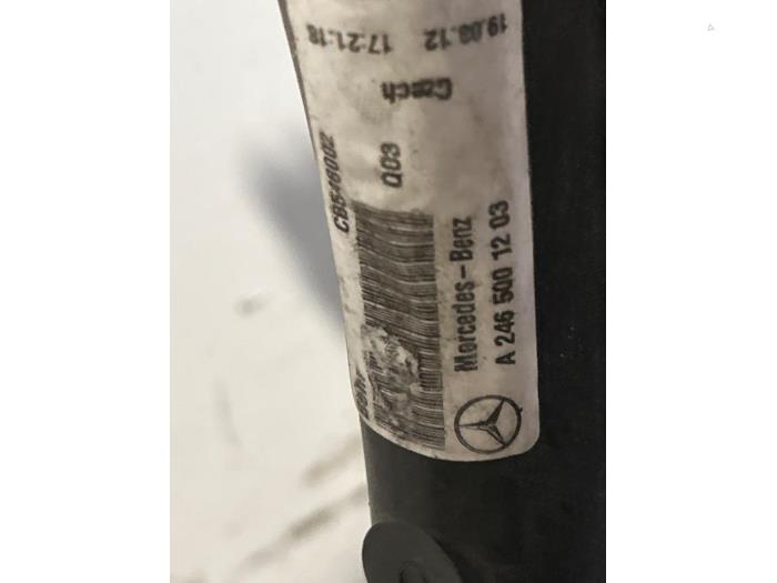 Chlodnica Mercedes B-Klasse