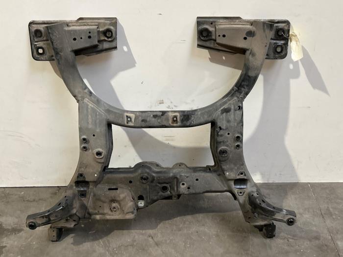 Rama pomocnicza Mercedes B-Klasse