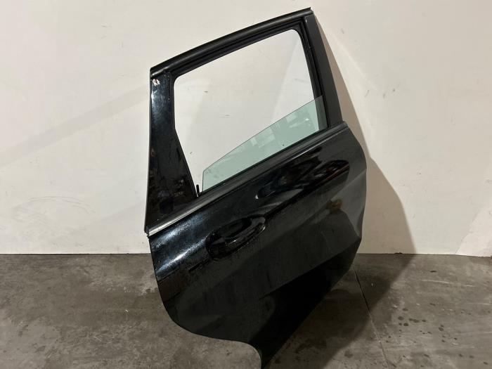 Puerta de 4 puertas derecha detrás Mercedes B-Klasse