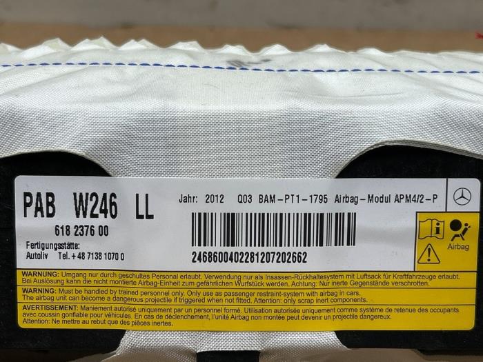 Airbag droite (tableau de bord) Mercedes B-Klasse