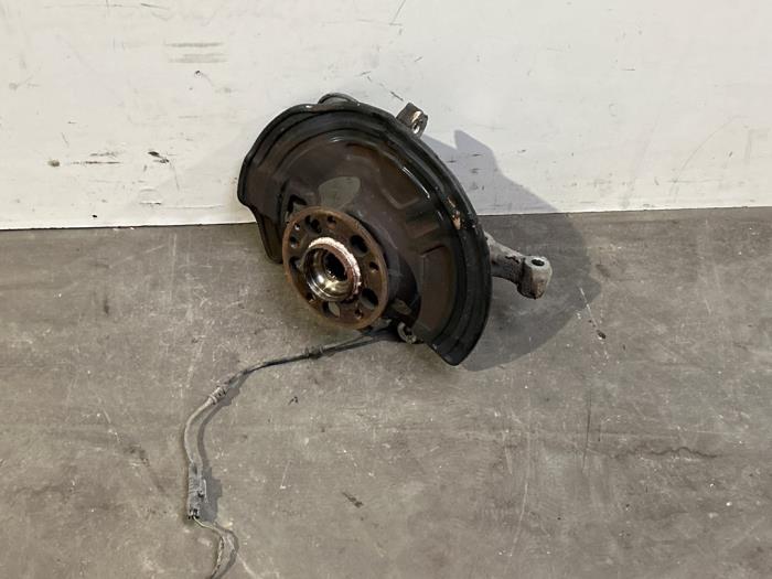 Achsschenkel rechts vorne Mercedes B-Klasse