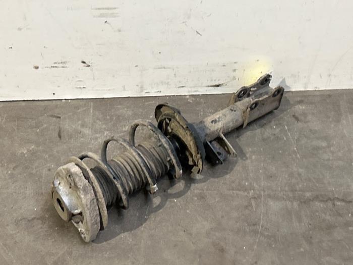 Amortyzator wstrzasów lewy przód Mercedes B-Klasse