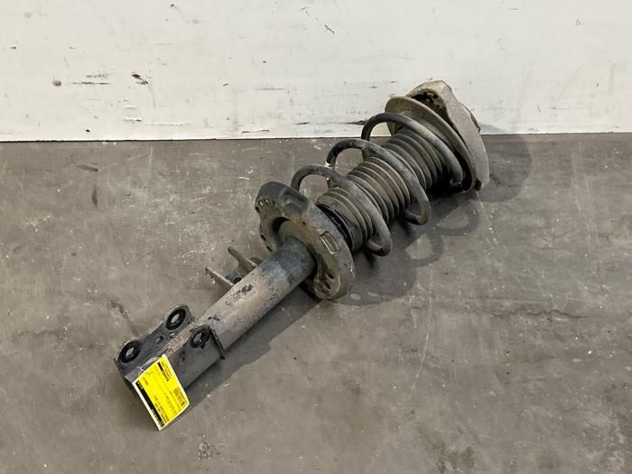 Amortyzator wstrzasów lewy przód Mercedes B-Klasse