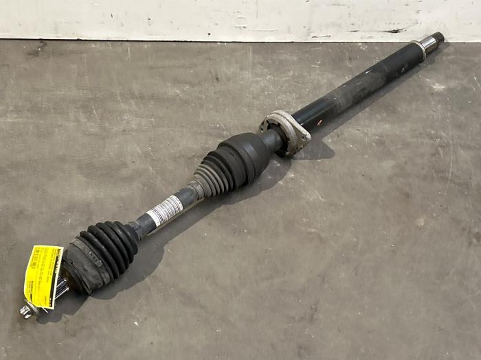 Os napedowa prawy przód Mercedes B-Klasse