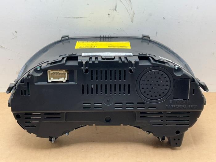 Tacho - Kombiinstrument KM Mercedes B-Klasse