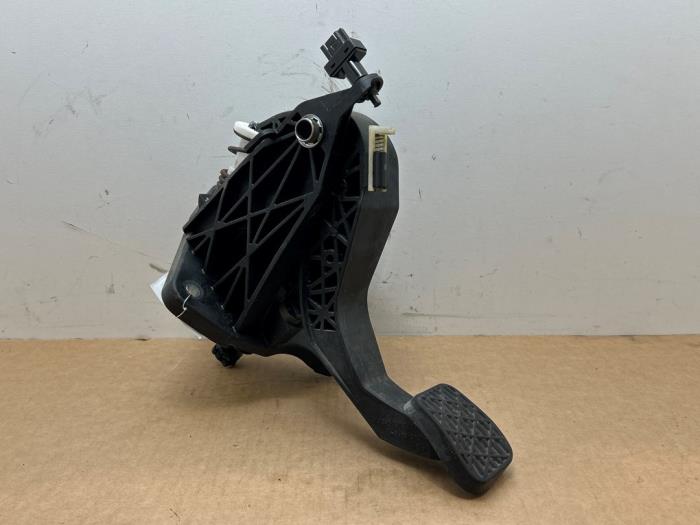Pedal sprzegla Mercedes B-Klasse