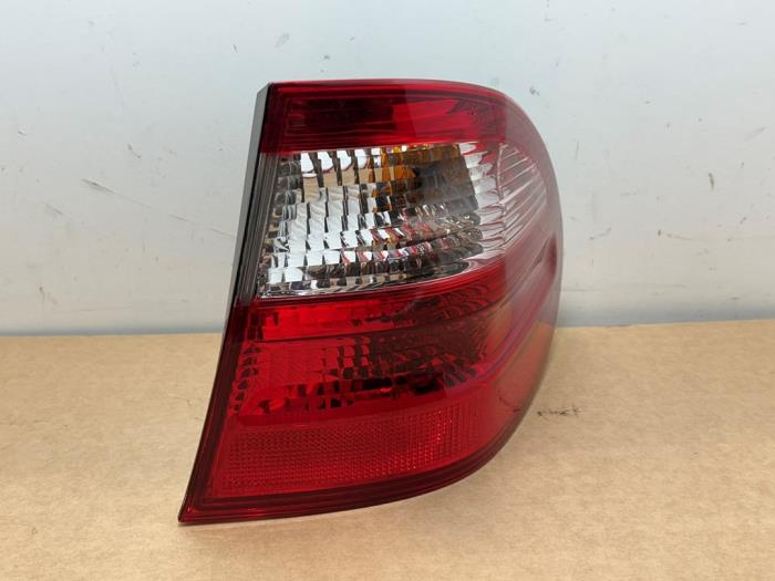 Tylne swiatlo pozycyjne prawe Mercedes E-Klasse