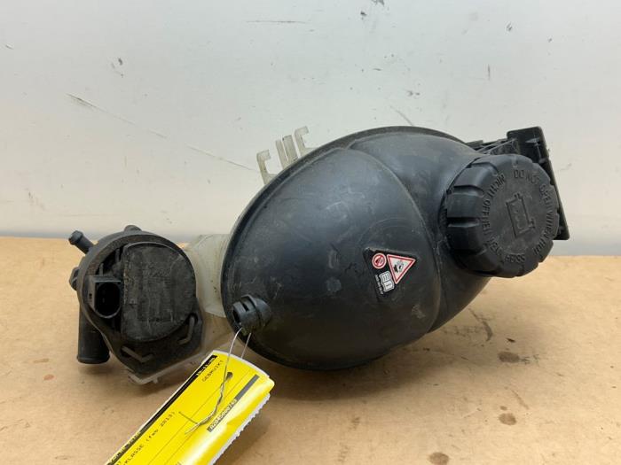 Zbiornik rozprezny Mercedes E-Klasse