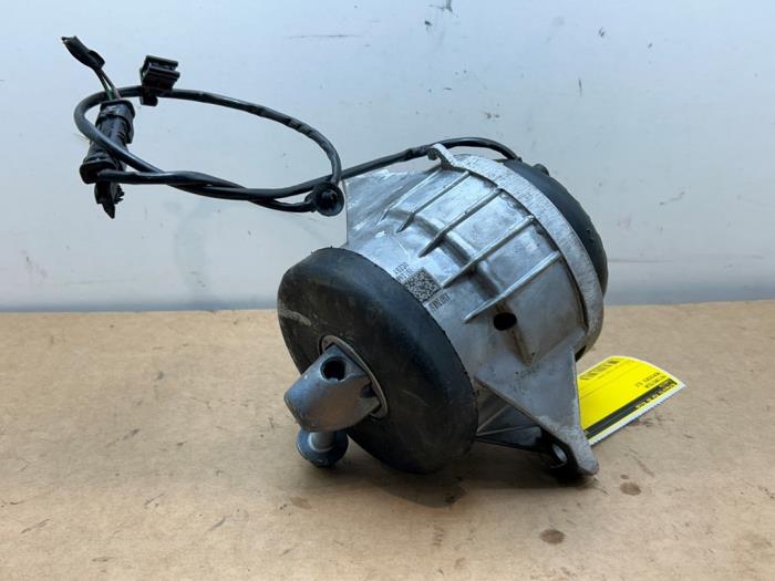 Wspornik silnika Mercedes GLE