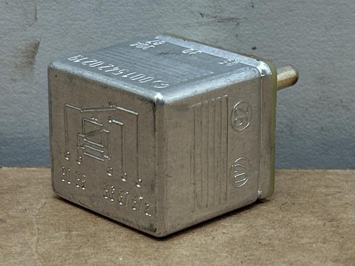 Relais Mercedes S-Klasse