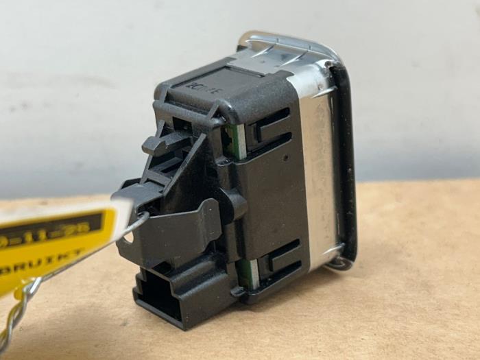 Przelacznik (rózne) Mercedes C-Klasse