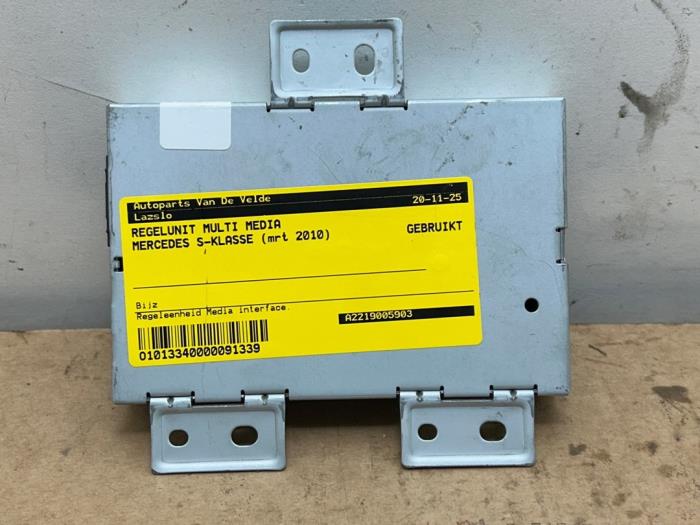 Regelunit Multi Media Mercedes S-Klasse