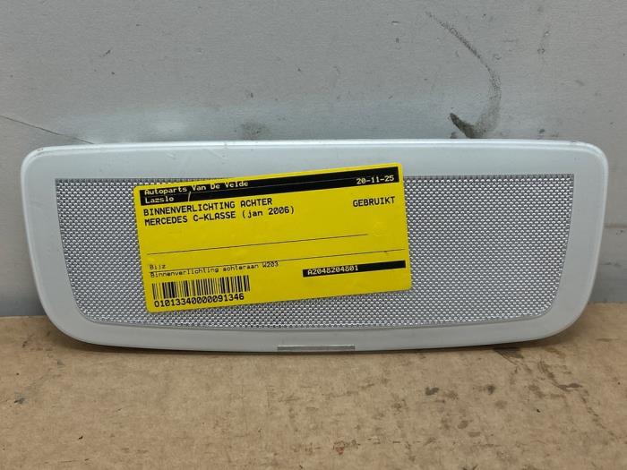 Oswietlenie wewnetrzne tyl Mercedes C-Klasse