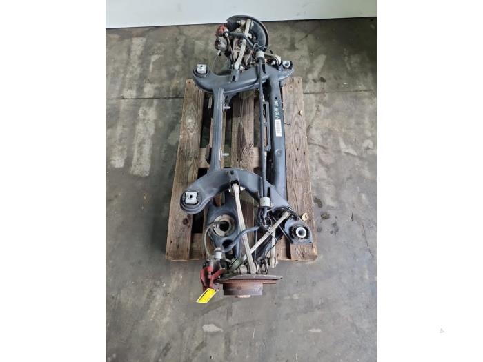 Os tylna napedu na tylne kola Mercedes C-Klasse