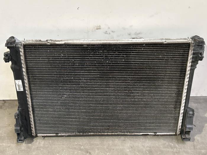 Chlodnica Mercedes C-Klasse