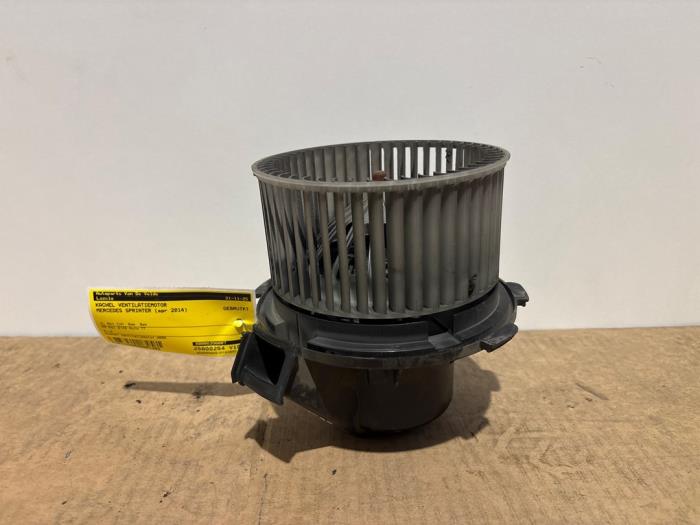 Silnik wentylatora nagrzewnicy Mercedes Sprinter