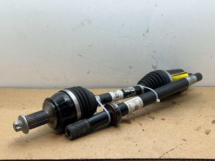 Os napedowa prawy przód Mercedes GLC-Klasse