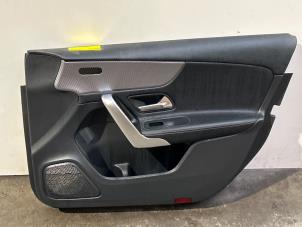 Gebruikte Deurbekleding 4Deurs rechts-voor Mercedes A Limousine (177.1) 1.3 A-200 Turbo Prijs € 108,90 Inclusief btw aangeboden door Autoparts Van De Velde
