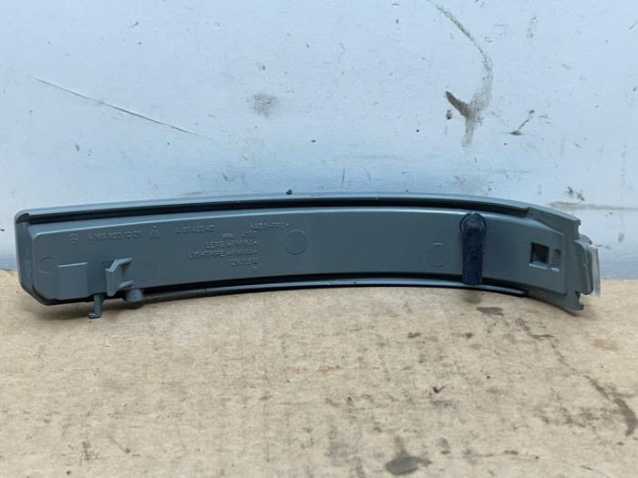 Richtingaanwijzer rechts Mercedes A-Klasse