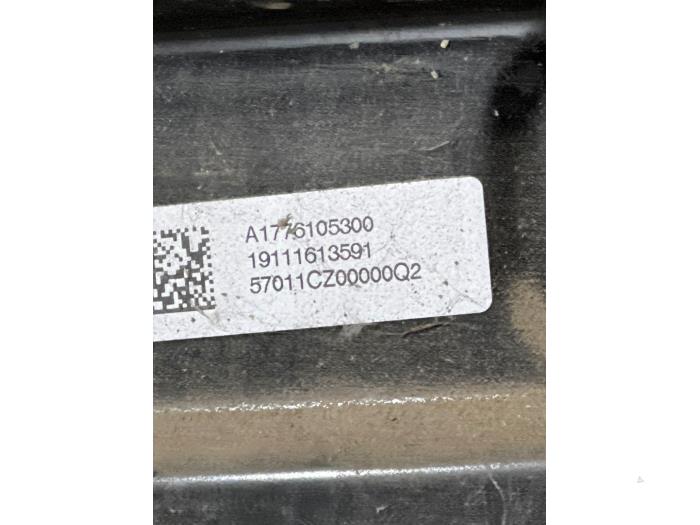 Viga de chasis detrás Mercedes A-Klasse