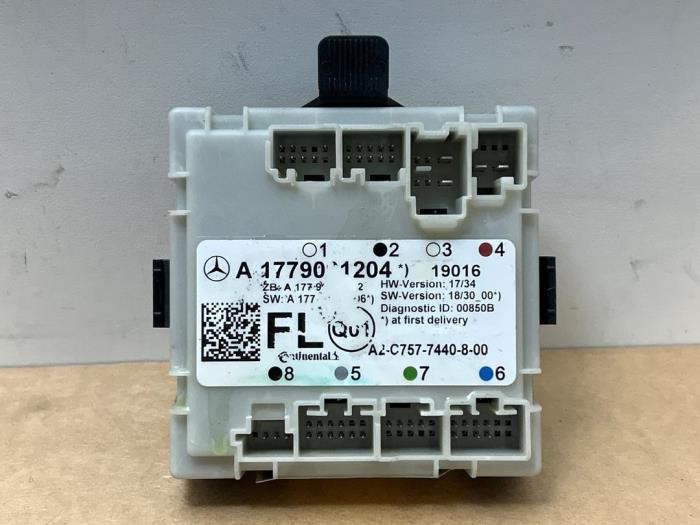 Modul centralnego zamka Mercedes A-Klasse
