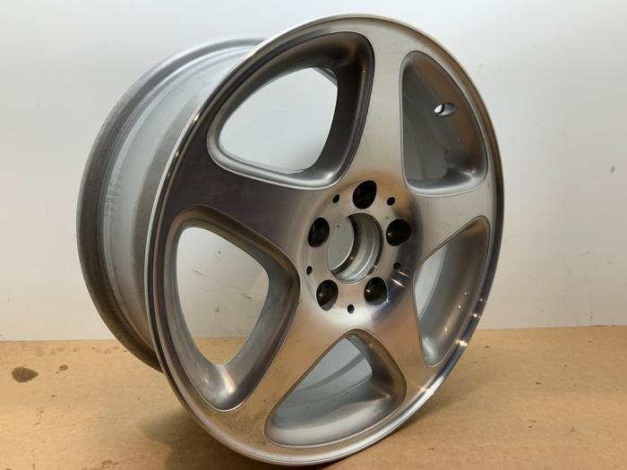 Llanta Mercedes C-Klasse