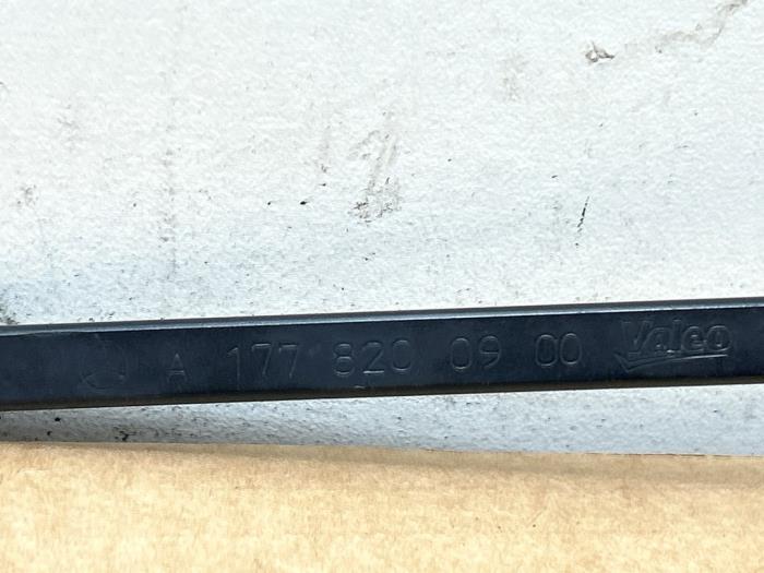 Ruitenwisserarm voor Mercedes A-Klasse