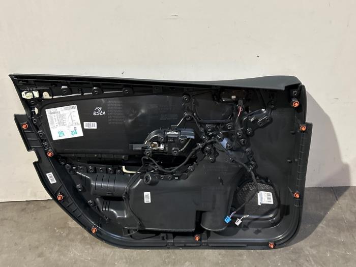 Revêtement portière 4portes avant droite Mercedes A-Klasse