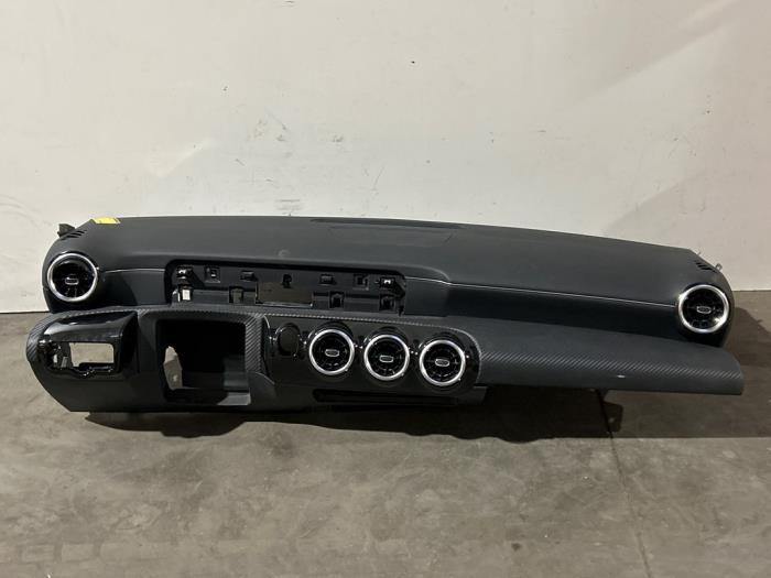 Dashboard Mercedes A-Klasse