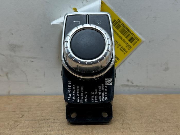 Bedienung BordSteuergerät Mercedes A-Klasse