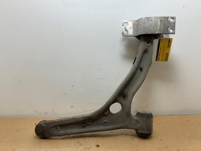 Wahacz zawieszenia lewy przód Mercedes A-Klasse