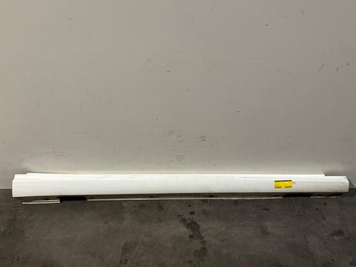 Próg prawy Mercedes A-Klasse