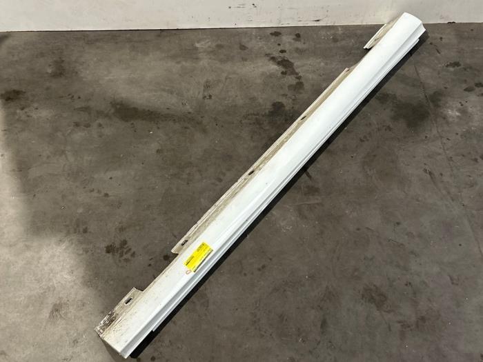 Próg prawy Mercedes A-Klasse