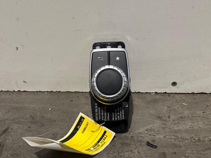 Sterowanie komputera pokladowego Mercedes GLA